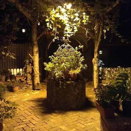 布提纳青年旅舍 4*