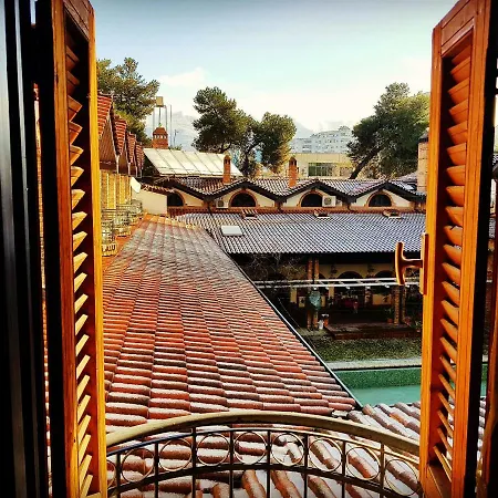 布提纳青年旅舍 酒店