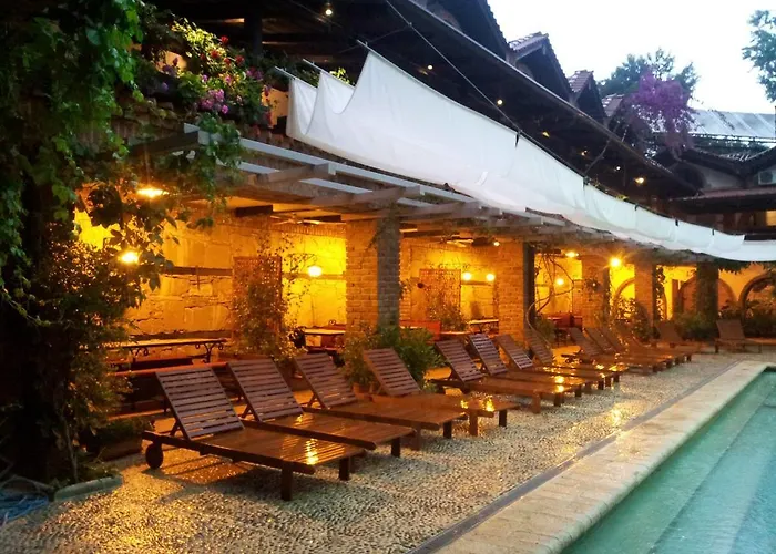 Hotel Restaurant Bujtina E Gjelit Tirana