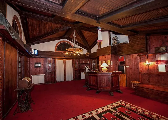 Hotel Restaurant Bujtina E Gjelit Tirana