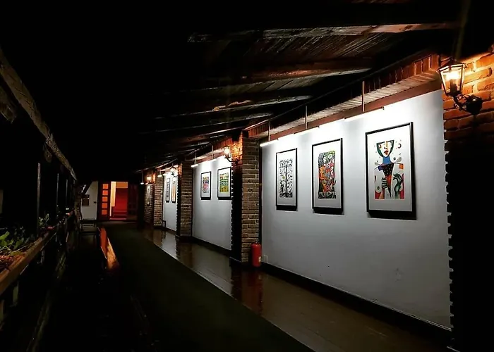 Hotel Restaurant Bujtina E Gjelit Tirana