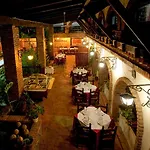 Restaurant Bujtina E Gjelit 4* Τίρανα