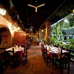 Hotel Restaurant Bujtina E Gjelit 4*