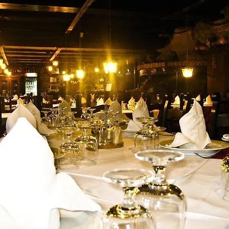 호텔 Restaurant Bujtina E Gjelit 티라나