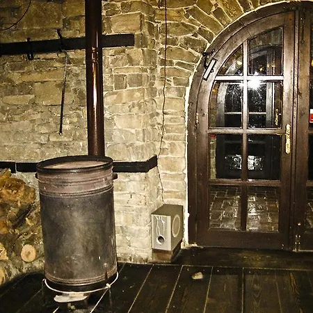 Restaurant Bujtina E Gjelit טיראנה