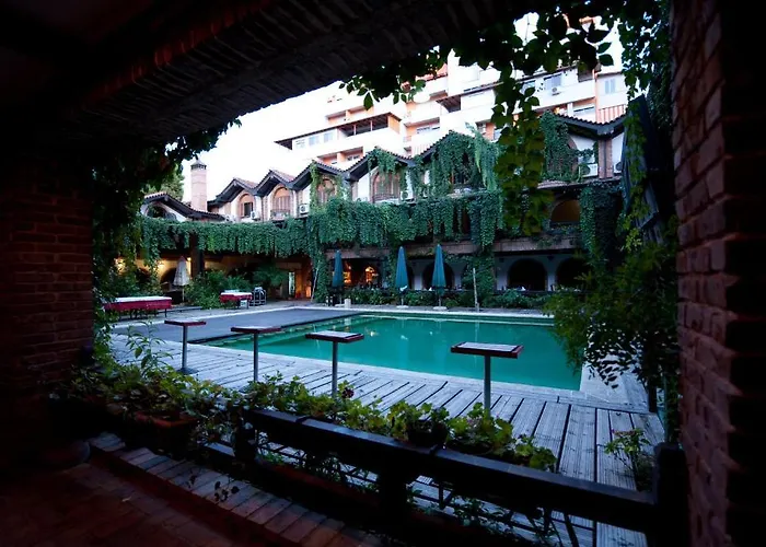 Restaurant Bujtina E Gjelit Tirana