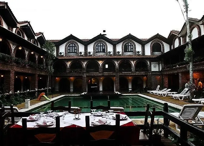 Restaurant Bujtina E Gjelit Tirana