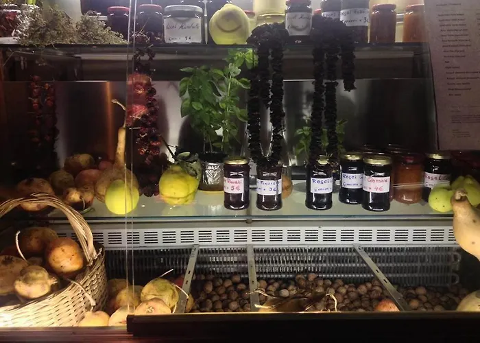 Restaurant Bujtina E Gjelit 4*